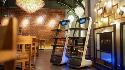 普渡科技荣登互联网周刊“2023无人物流配送创新排行榜”云雀榜单